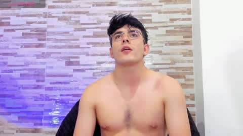  CRISTOPHER  online show from May 16, 2:19 am