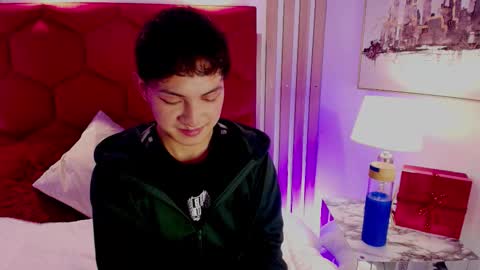 Cristopher  online show from March 17, 8:03 pm