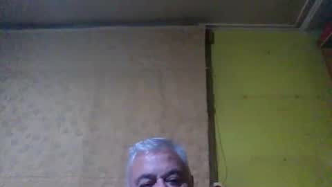 crmperez online show from June 1, 9:16 pm