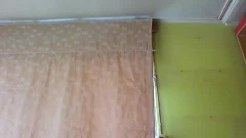 crmperez online show from November 28, 6:48 pm