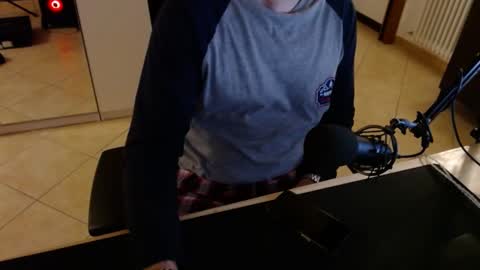 crocken_bisc online show from December 17, 6:09 pm