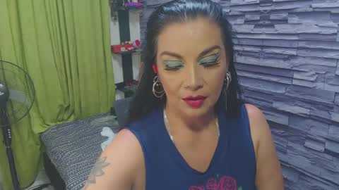 cruela_deviil online show from March 8, 5:07 am