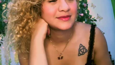 crysrus online show from March 2, 12:09 am