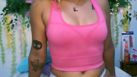 crysrus online show from March 1, 1:11 am