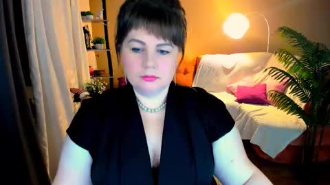 Anna online show from November 22, 6:50 pm