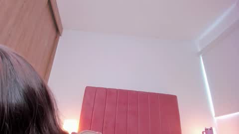  Crystal  online show from February 5, 3:37 pm