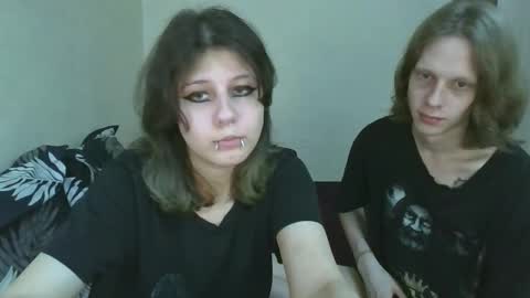 Snapshot of crystal_porn_love chatting on October 18, 10:47 pm Crystal and Marcl online show from October 18, 10:47 pm