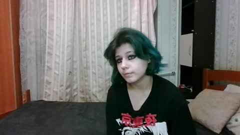 Snapshot of crystal_porn_love chatting on February 26, 3:43 pm Crystal and Marcl online show from February 26, 3:43 pm