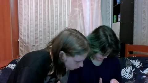 Snapshot of crystal_porn_love chatting on February 8, 7:04 am Crystal and Marcl online show from February 8, 7:04 am