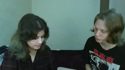 Snapshot of crystal_porn_love chatting on September 16, 8:01 pm Crystal and Marcl online show from September 16, 8:01 pm