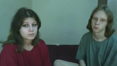 Snapshot of crystal_porn_love chatting on October 28, 10:38 am Crystal and Marcl online show from October 28, 10:38 am