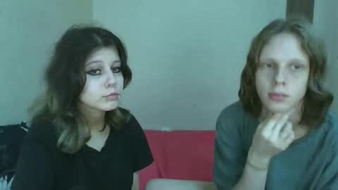 Snapshot of crystal_porn_love chatting on October 31, 10:59 am Crystal and Marcl online show from October 31, 10:59 am