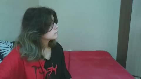 Snapshot of crystal_porn_love chatting on October 8, 9:10 pm Crystal and Marcl online show from October 8, 9:10 pm