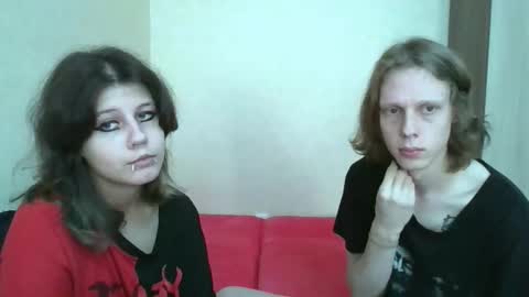 Snapshot of crystal_porn_love chatting on September 24, 1:07 pm Crystal and Marcl online show from September 24, 1:07 pm