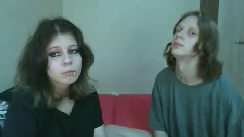 Snapshot of crystal_porn_love chatting on November 1, 11:20 am Crystal and Marcl online show from November 1, 11:20 am