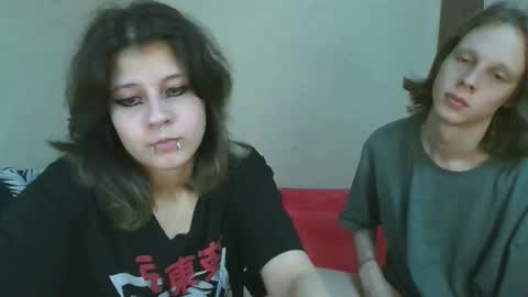 Snapshot of crystal_porn_love chatting on October 1, 11:25 pm Crystal and Marcl online show from October 1, 11:25 pm