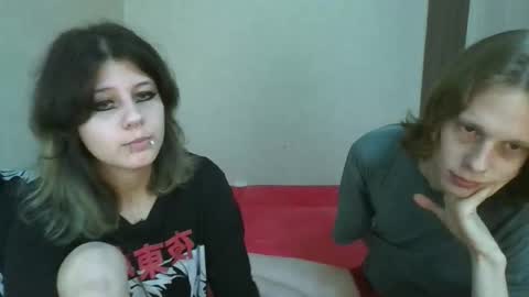 Snapshot of crystal_porn_love chatting on September 29, 8:30 pm Crystal and Marcl online show from September 29, 8:30 pm