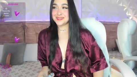 Snapshot of crystal_star16 chatting on October 12, 6:06 am Chris online show from October 12, 6:06 am