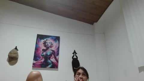 Crystal Blaze online show from April 17, 12:46 am