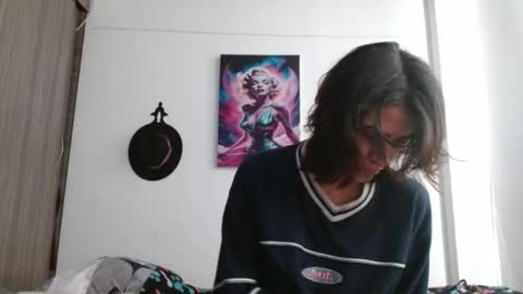 Crystal Blaze online show from April 2, 2:24 pm