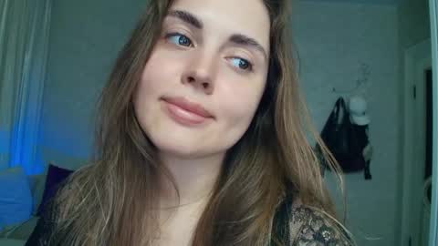 crystalemily online show from April 4, 7:21 pm