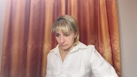 Mary online show from May 15, 7:43 pm