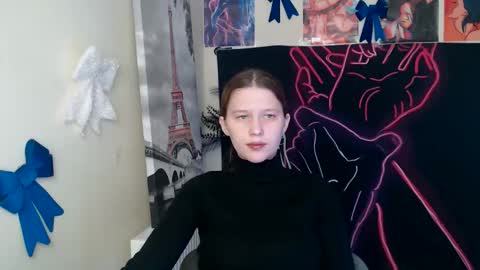 Stella online show from February 17, 1:10 pm