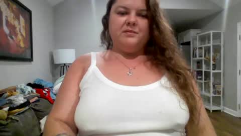 Herekittykitty69 online show from July 16, 3:10 am