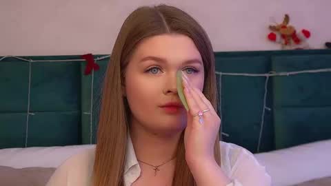 Crystal online show from December 20, 10:33 am