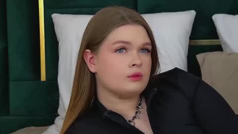 Crystal online show from November 22, 12:03 pm