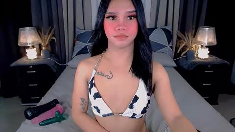 bea takashi  online show from September 24, 9:16 am