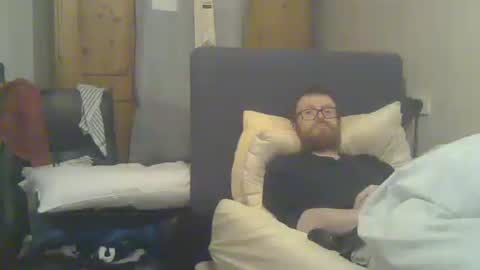 chris online show from September 13, 4:04 am