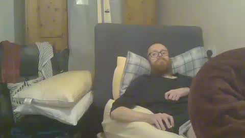 chris online show from January 18, 2:42 am