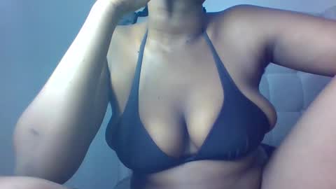 Snapshot of ctrl_cheeks chatting on October 12, 10:22 pm ctrl_cheeks online show from October 12, 10:22 pm