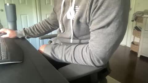 cuckgriff23 online show from May 13, 6:39 pm