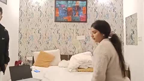 cuddlemuffins online show from February 1, 8:33 am