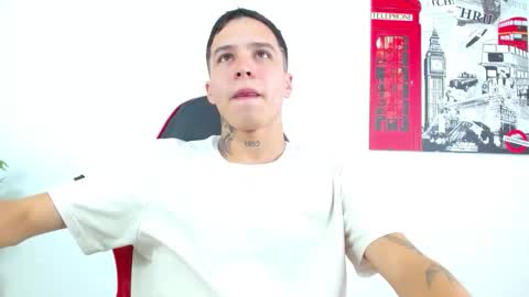 cumandres online show from February 9, 3:15 pm