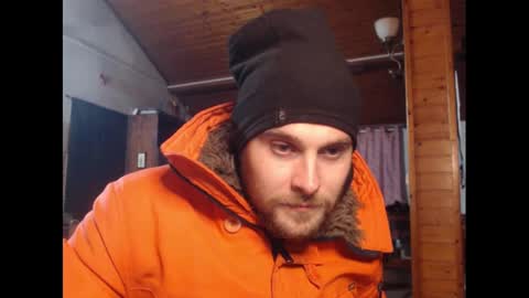 Snapshot of cumingdutchman chatting on December 16, 3:19 am cumingdutchman online show from December 16, 3:19 am