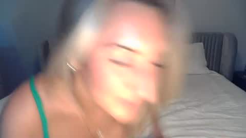 Cumoncandy69 online show from June 11, 6:50 pm