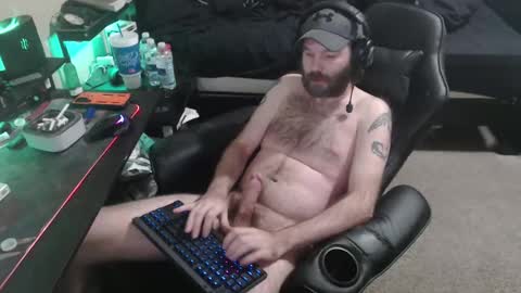 cumslinger2003 online show from December 14, 1:17 pm