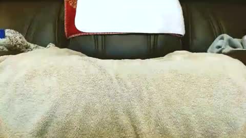 Drew online show from April 5, 1:35 am