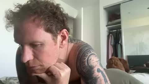 curiousmike6 online show from April 27, 4:21 am