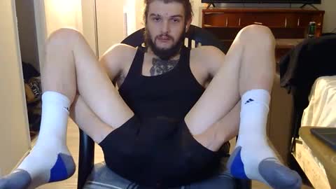 Snapshot of curiouss25 chatting on October 24, 2:18 pm curiouss25 online show from October 24, 2:18 pm