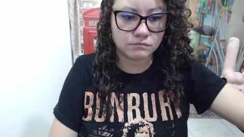 Vannesa online show from November 10, 7:38 pm