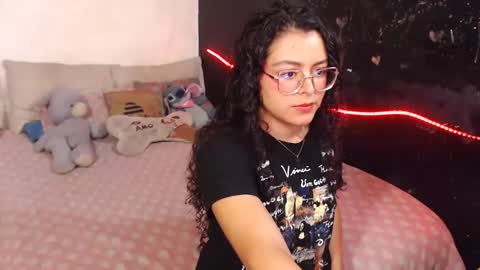 Max and Cata online show from December 15, 12:51 am