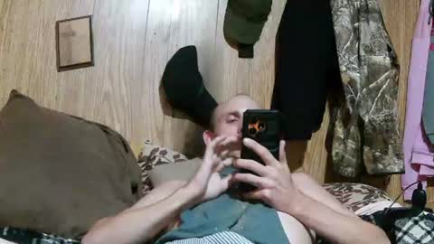 curtisrobert171 online show from June 25, 5:18 pm