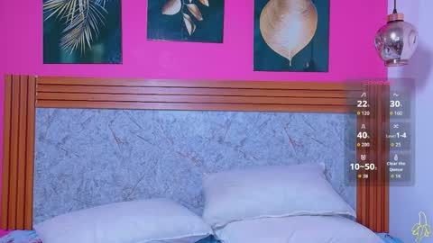 curvyhomebebe online show from June 7, 11:59 am