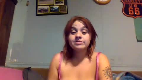 Snapshot of curvylucifinaxxx chatting on October 23, 7:32 am Lucifina ganja kittens online show from October 23, 7:32 am