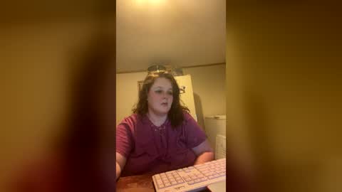 dahlia -kim online show from July 18, 3:52 am
