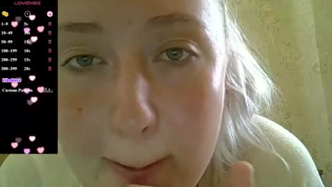 Curvy online show from July 17, 11:34 am